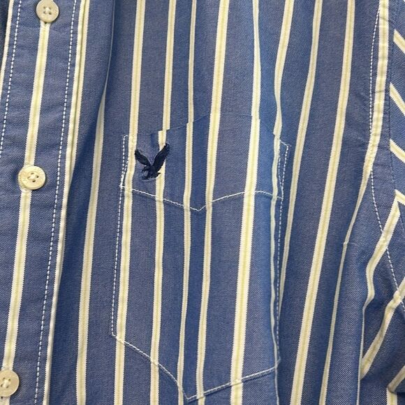 American Eagle Outfitters blue white striped button down shirt Size XL EUC - Picture 4 of 10